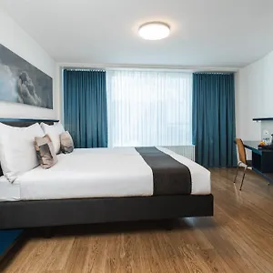 *** Hotel Bristol Švýcarsko